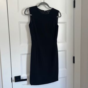 Women’s Black Sleeveless Business Dress